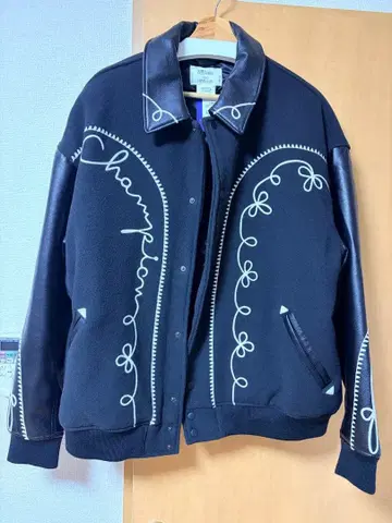 Champion Angelo Baque 바시티 자켓 L 블랙