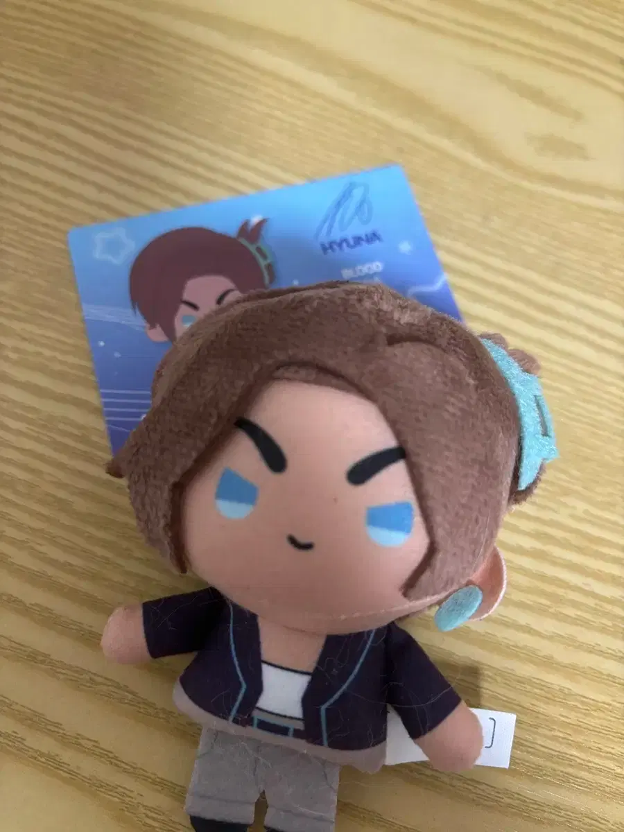 A-st Hyuna doll keyring, quick sale