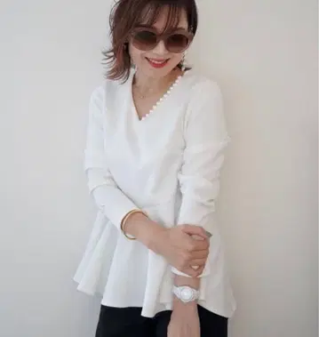 [ iDea Luce ] 이데알루체 펄 페플럼 본딩 상의