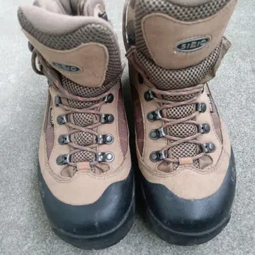 SIRIO GORE-TEX 등산화 브라운