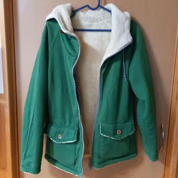 플리스 후드 부착 자켓 그린 베이지 리버서블