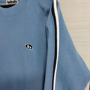 b 자수 스카이블루 트레이닝복