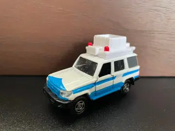 토미카 도요타 랜드크루저 70 현장 지휘차 (DJ 폴리스카)