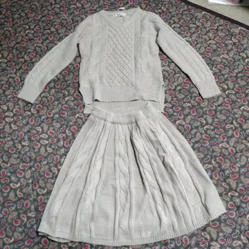 펠리시모 베이지 니트 셋업 S