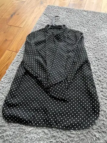 엠프리미어 34p 도트 무늬 블라우스