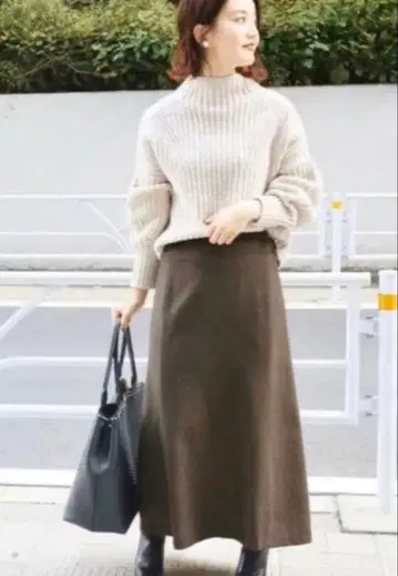 BCBG par IENA 헤링본 랜덤 플레어 스커트