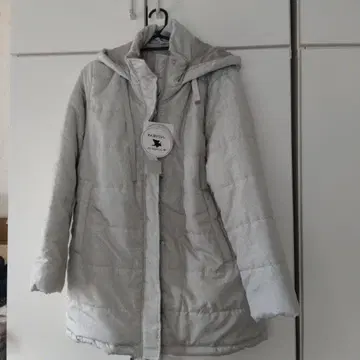 새상품 maron 후드 부착 그레이 퀼팅 자켓 M-L