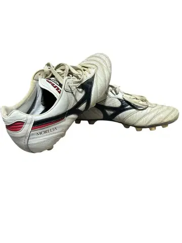 미즈노 모렐리아 축구화 화이트/블랙/레드