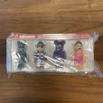 고질라 vs 맥도날드 BE@RBRICK 베어브릭 150% 미개봉품