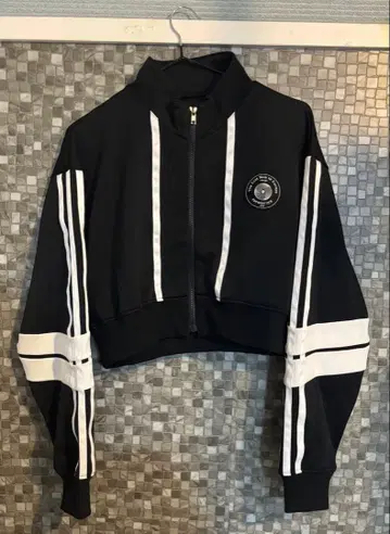 레어 killremote 아우터 블랙