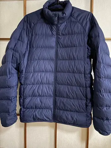 유니클로 울트라 라이트 다운 남성용 M 사이즈