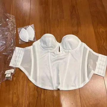 뷔스티에 코르셋