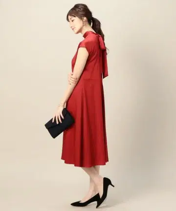 beauty&youth 새틴 백리본 플레어 원피스