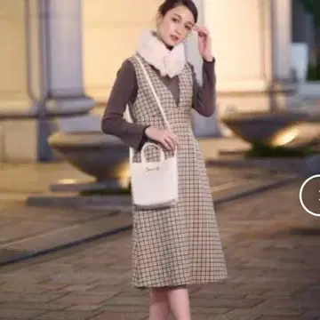 인덱스 V넥 오버롤 스커트