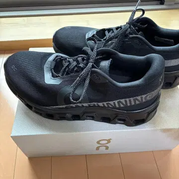 on 클라우드몬스터2 25.5cm