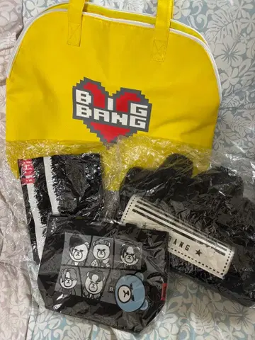 BIGBANG 백 세트 4점