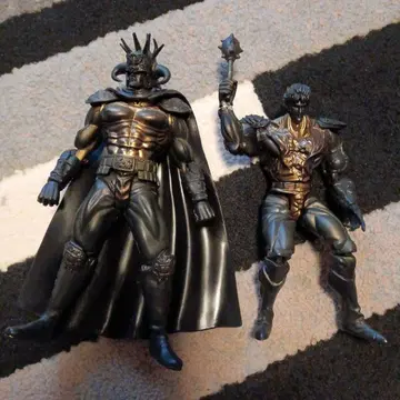 북두의 권 블랙 피규어 2체 세트