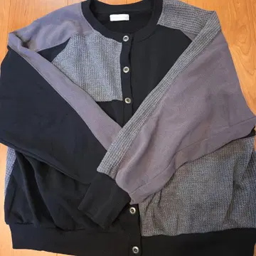 이짜카매니아 이소재 믹스 긴팔 가디건