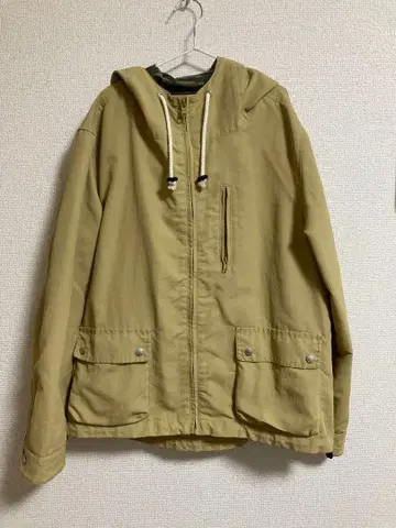 BEAMS HEARTS 후드 부착 베이지 자켓