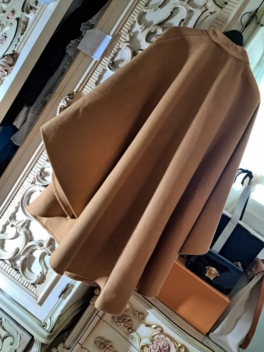 Cape Long Cape Spain Camel Cape