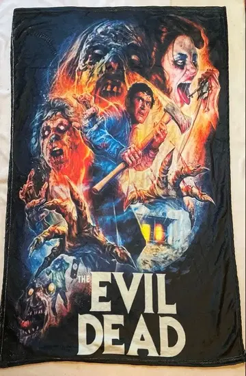 THE EVIL DEAD 사령의 뱃속 플리스 담요