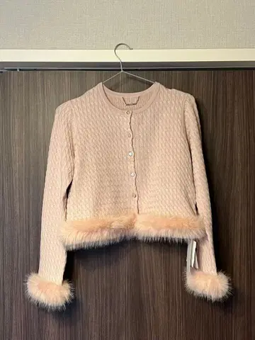 [ 미사용 새상품 ] 실크 캐시미어 혼방 퍼 트리밍 가디건