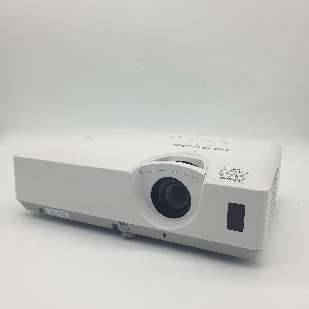 Hitachi ED-27X 2700 Lumens XGA Used Projector