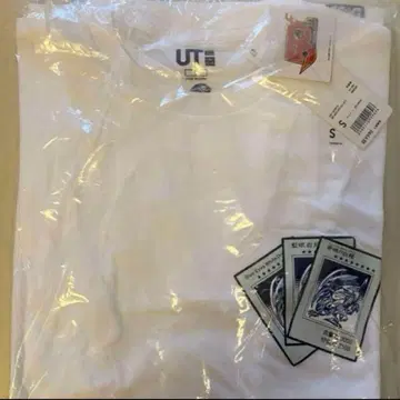 유니클로 유희왕 콜라보 푸른 눈의 백룡 UT