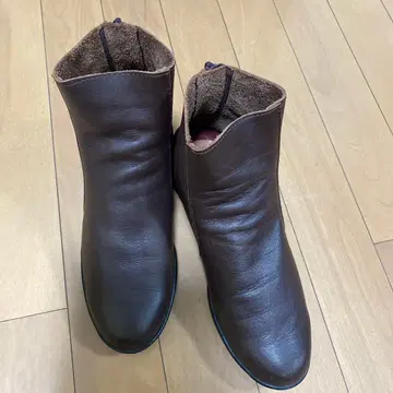 일본제 천연 가죽 부드러운 부츠 23cm