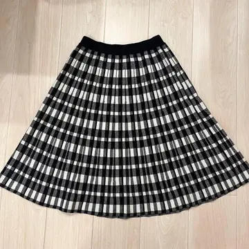 미사용 새상품 anysis 니트 스커트 체크 M 사이즈