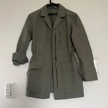 카키색 마운틴 파카