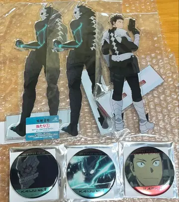 괴수 8호 카프카 일격 컬렉션 아크릴 스탠드 싸우는 등 캔뱃지