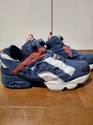 리복 인스타펌프 퓨리 네이비 리복