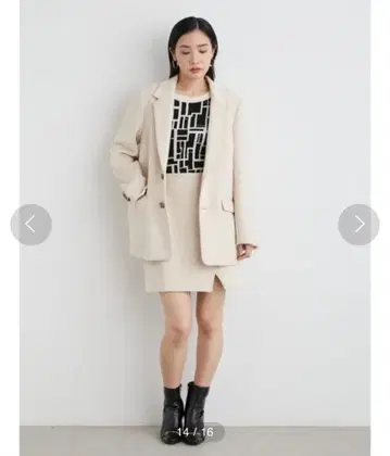 릴리 브라운 트위드풍 자켓 새상품급