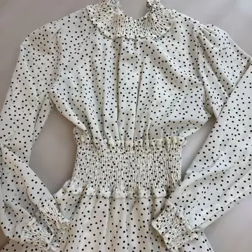 긴팔 도트 무늬 롱 원피스