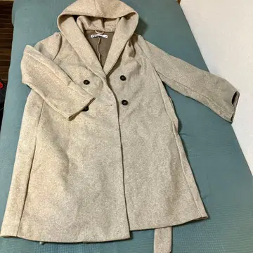 ZARA 후드 부착 베이지 롱 코트 L