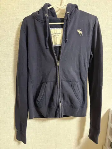 Abercrombie & Fitch 네이비 후드티 M
