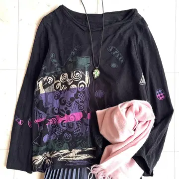 새상품급 센소유니코 지우 자카드 변형 울 면 혼방 니트 스웨터 40 블랙