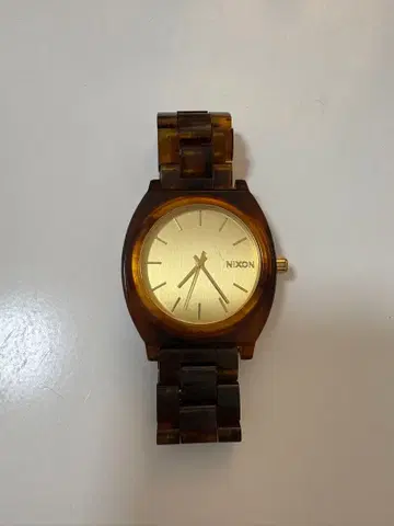 NIXON 타임 텔러 아세테이트 브라운