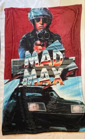 MAD MAX 플리스 담요 머드 맥스