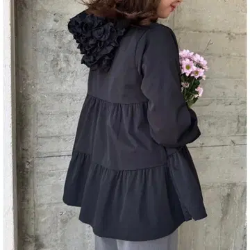 새상품 프릴 후디 티어드 블루종 자켓 neige Fitmore