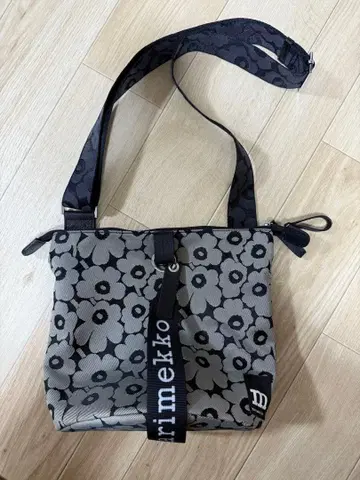 marimekko Carry All Unikko 숄더백