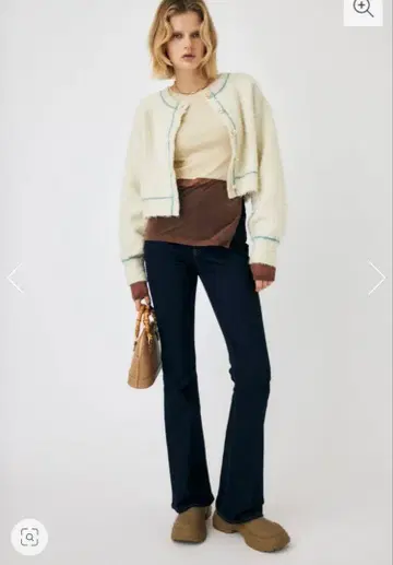 moussy 새상품급 HW Rebirth FLARE BLU 23인치