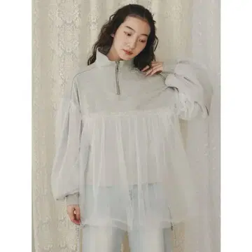 튤 하프 ZIP 맨투맨 메리제니