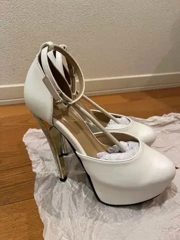 브라이덜 신발 22cm 스트랩 포함 13.5cm 힐