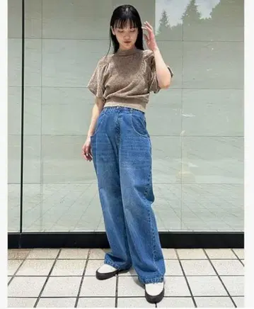 emmi 올리브 퍼프 슬리브 니트 반팔