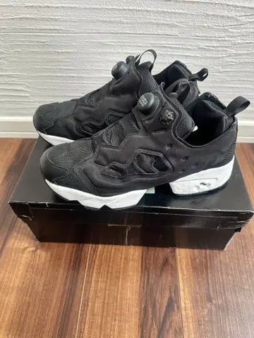 [리복] 인스타펌프 퓨리 블랙 (GX9433)