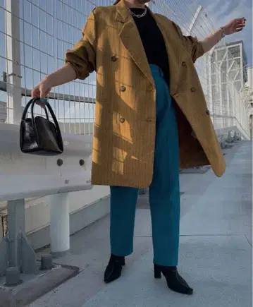 [ 새상품급 ] Ameri BIG GATHER PAPA JACKET