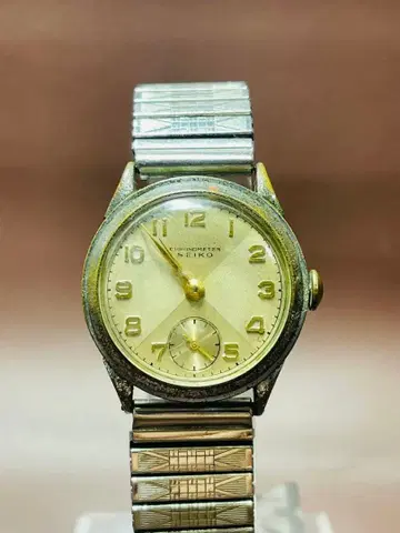 세이코 크로노미터 수동 와인딩 시계