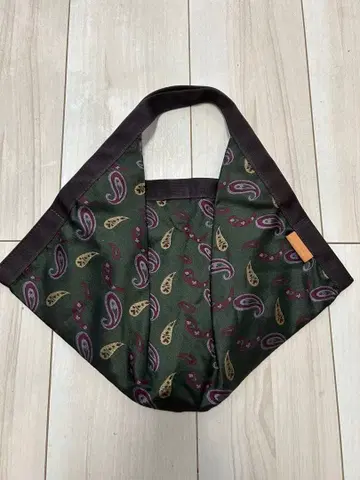 Hender Scheme 핸더 스킴 origami 페이즐리 무늬